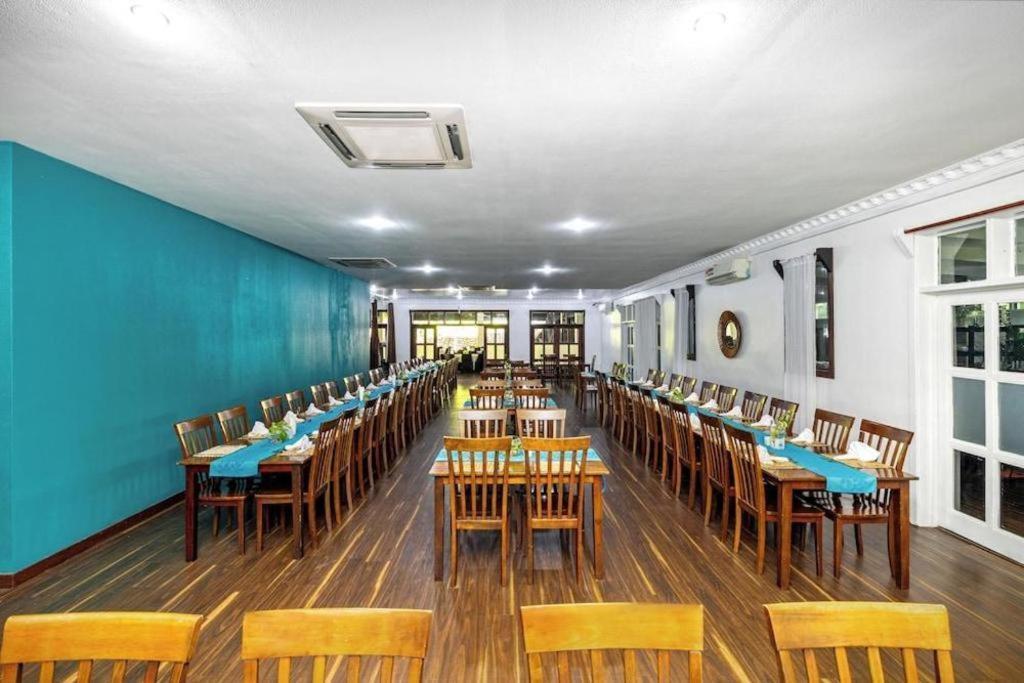 Orator Hotel Apia Exterior photo